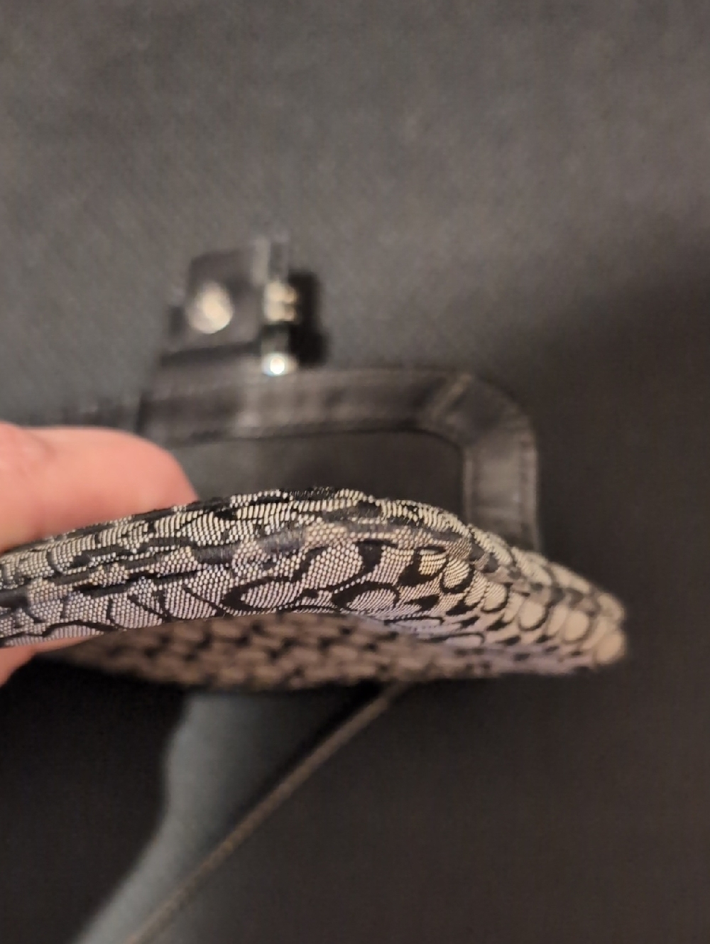 Vintage Coach Soho Wristlet - Picture 9 of 9